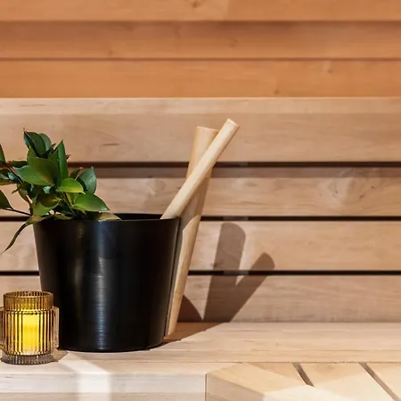 Levin Lyhty Aino A3 By Hilla * Levi