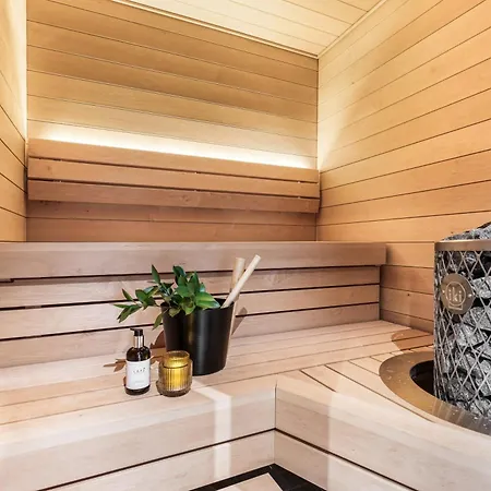 Levin Lyhty Aino A3 By Hilla